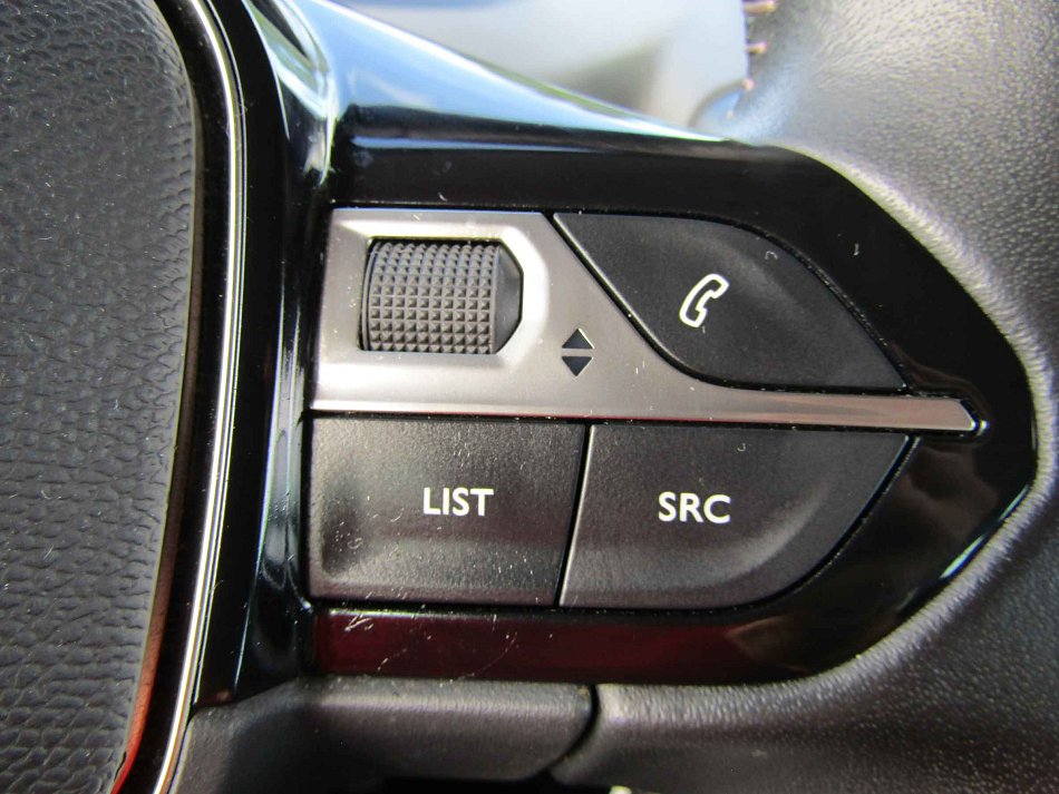 Peugeot Rifter 1.2T 