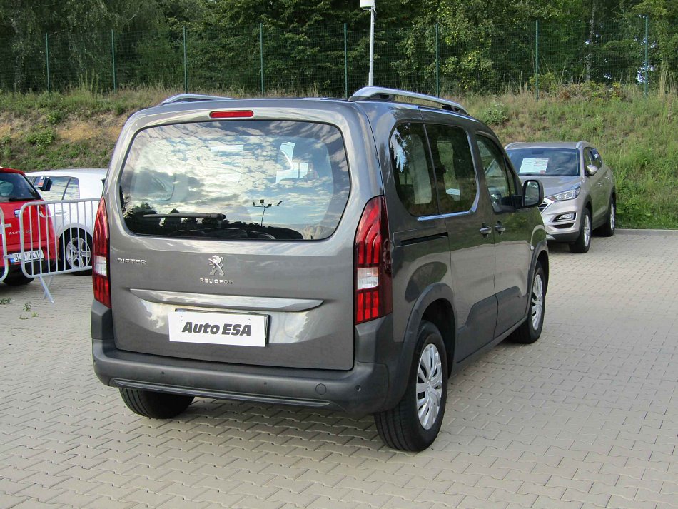 Peugeot Rifter 1.2T 