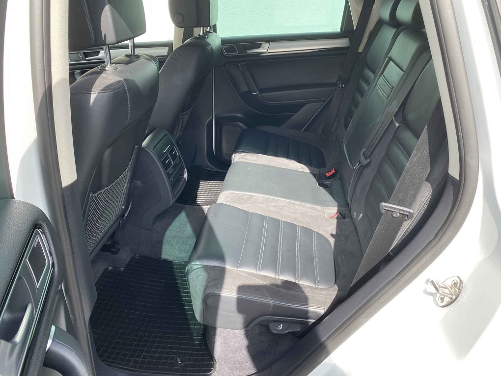 Volkswagen Touareg 3.0TDi  4x4