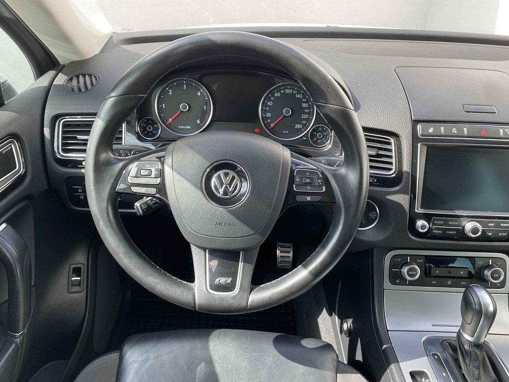 Volkswagen Touareg 3.0TDi  4x4