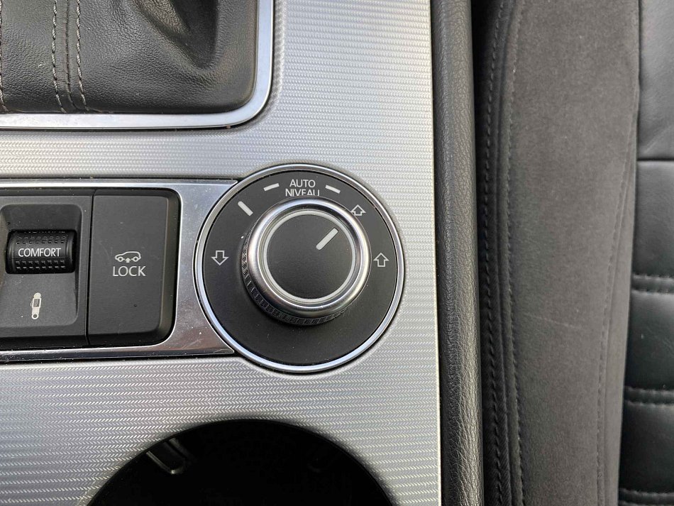 Volkswagen Touareg 3.0TDi  4x4