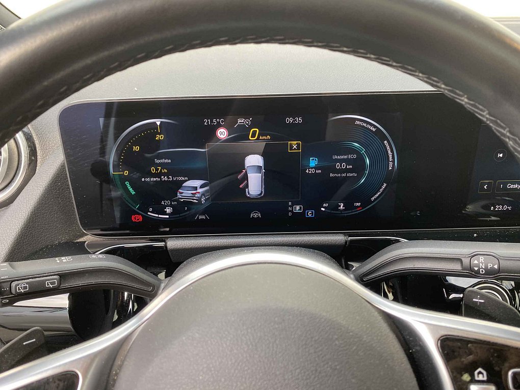 Mercedes-Benz GLA 2.0 D  220d
