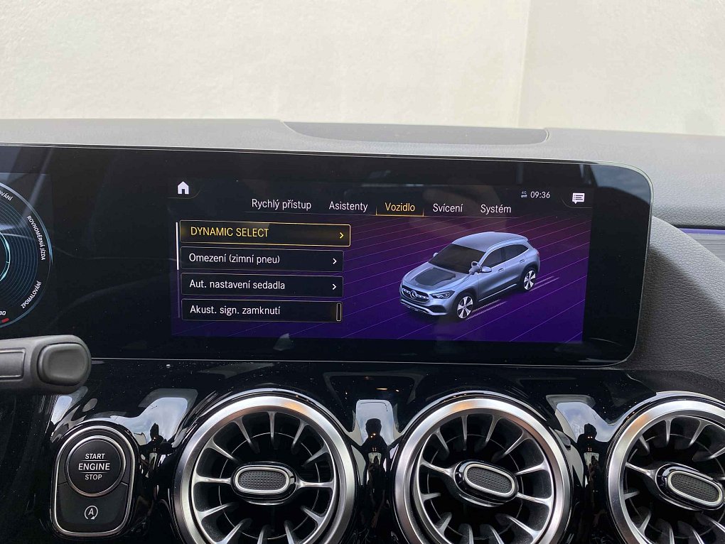 Mercedes-Benz GLA 2.0 D  220d