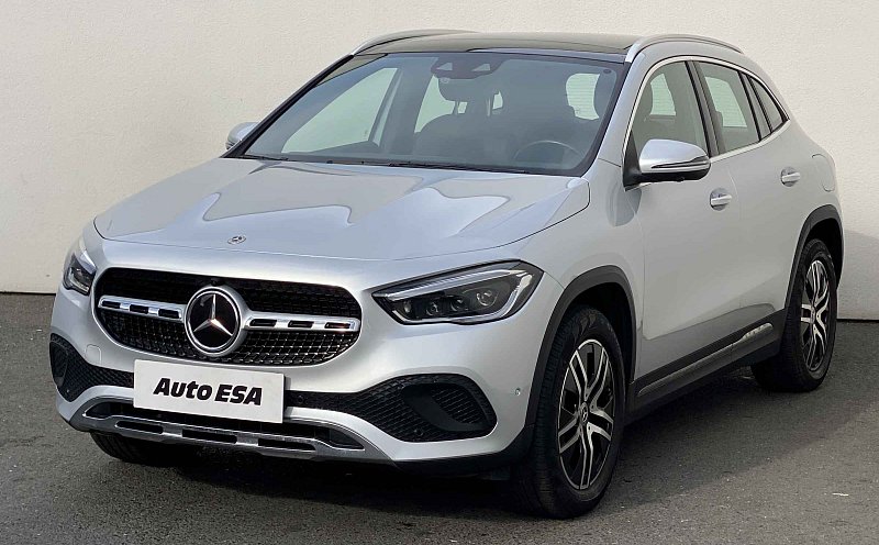 Mercedes-Benz GLA 2.0 D
