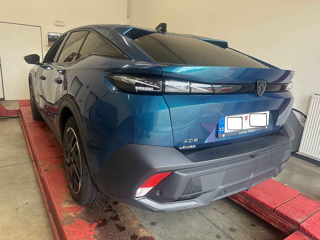 Peugeot 408 1.2 PT 