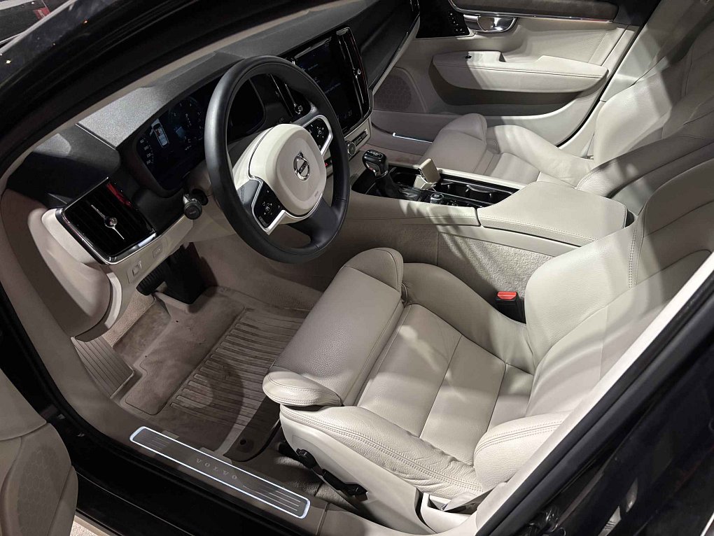 Volvo V90 D5  4x4