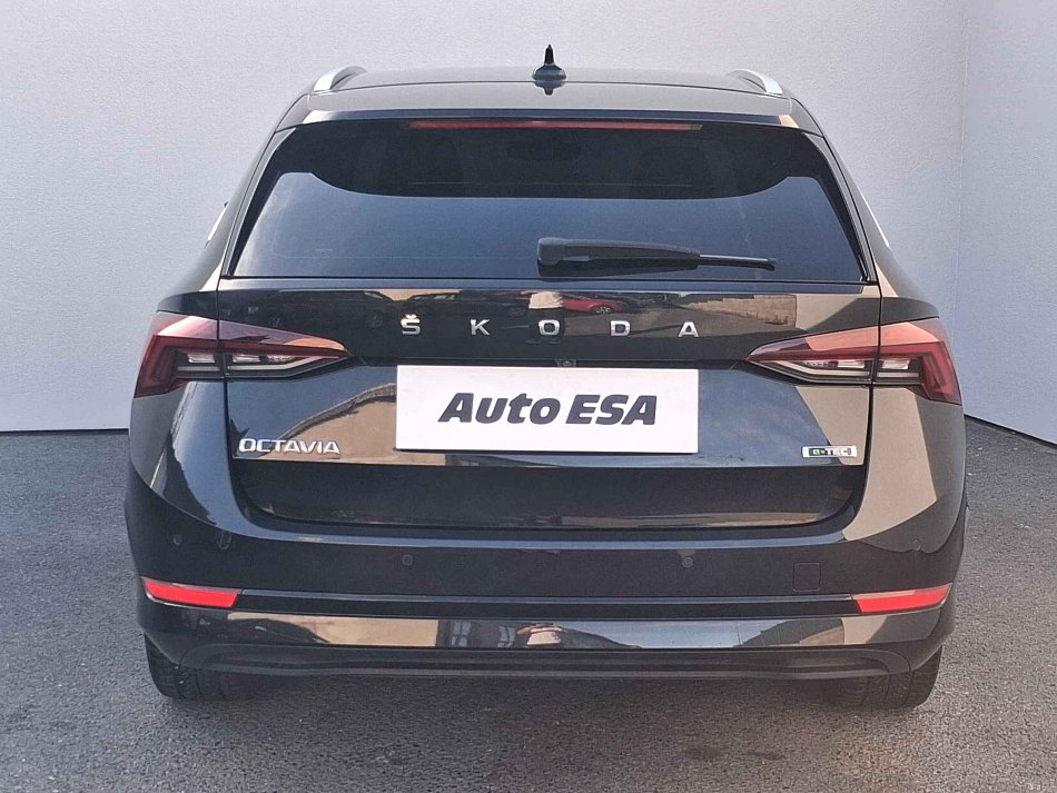 Škoda Octavia IV 1.5TSi e-TEC 