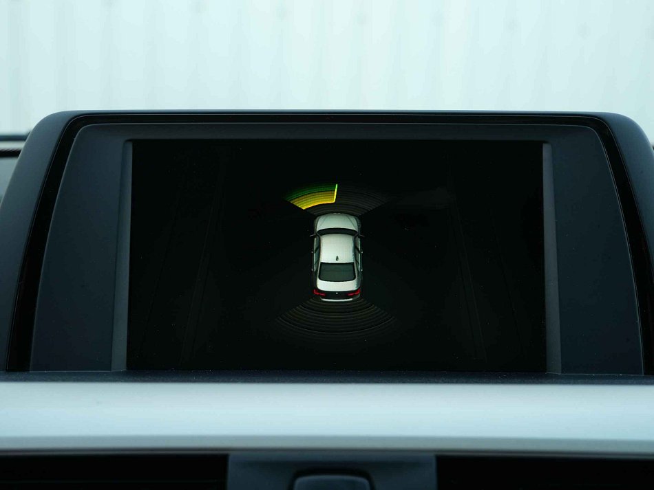 BMW Řada 3 2.0T  320i xDrive