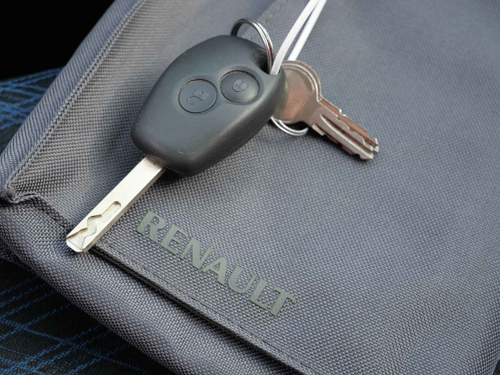 Renault Clio 1.2i 
