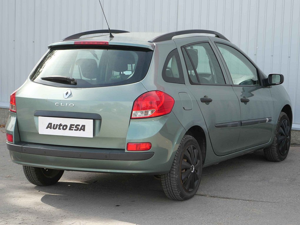 Renault Clio 1.2i 