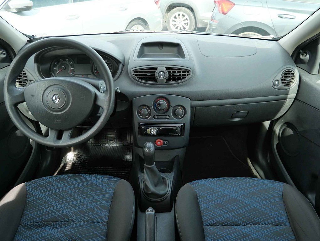 Renault Clio 1.2i 