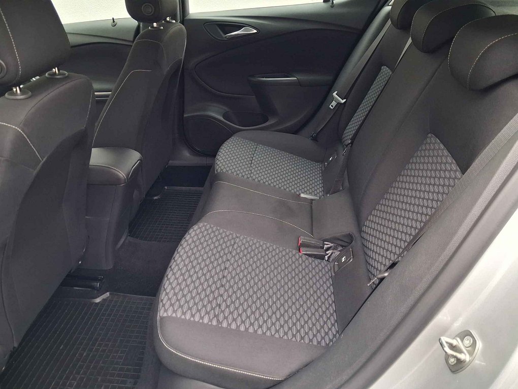 Opel Astra 1.6CTDI 