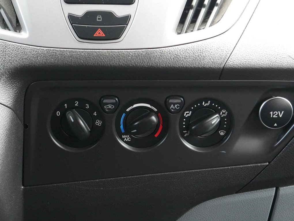 Ford Transit Custom 2.0TDCi Trend 8míst