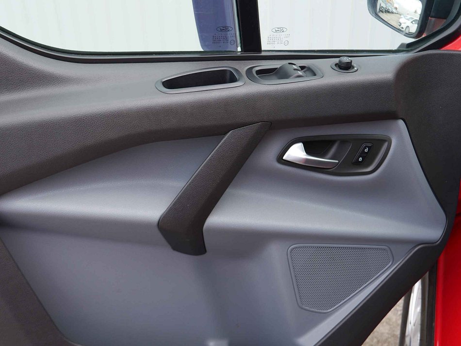Ford Transit Custom 2.0TDCi Trend 8míst