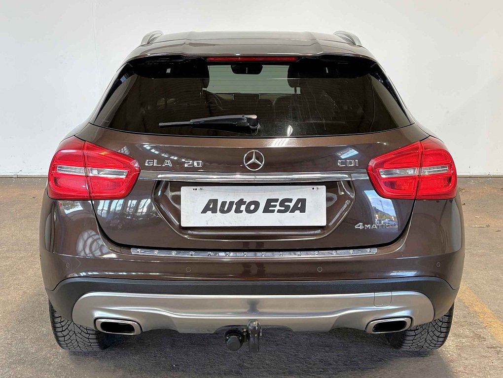 Mercedes-Benz GLA 2.2DCi  4Mat