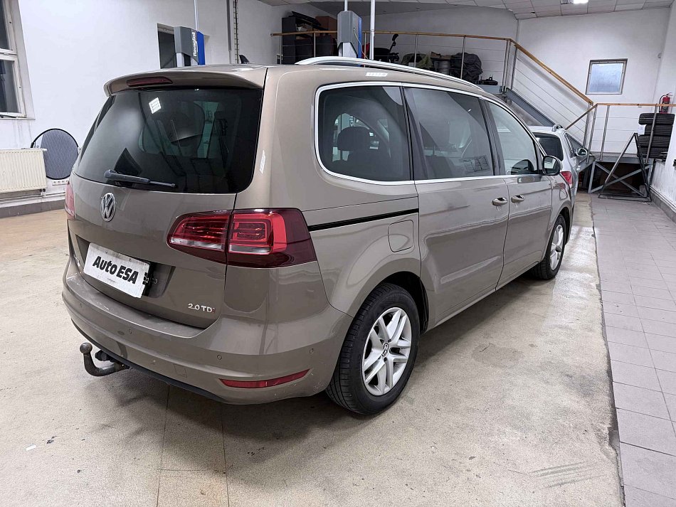 Volkswagen Sharan 2.0TDi 