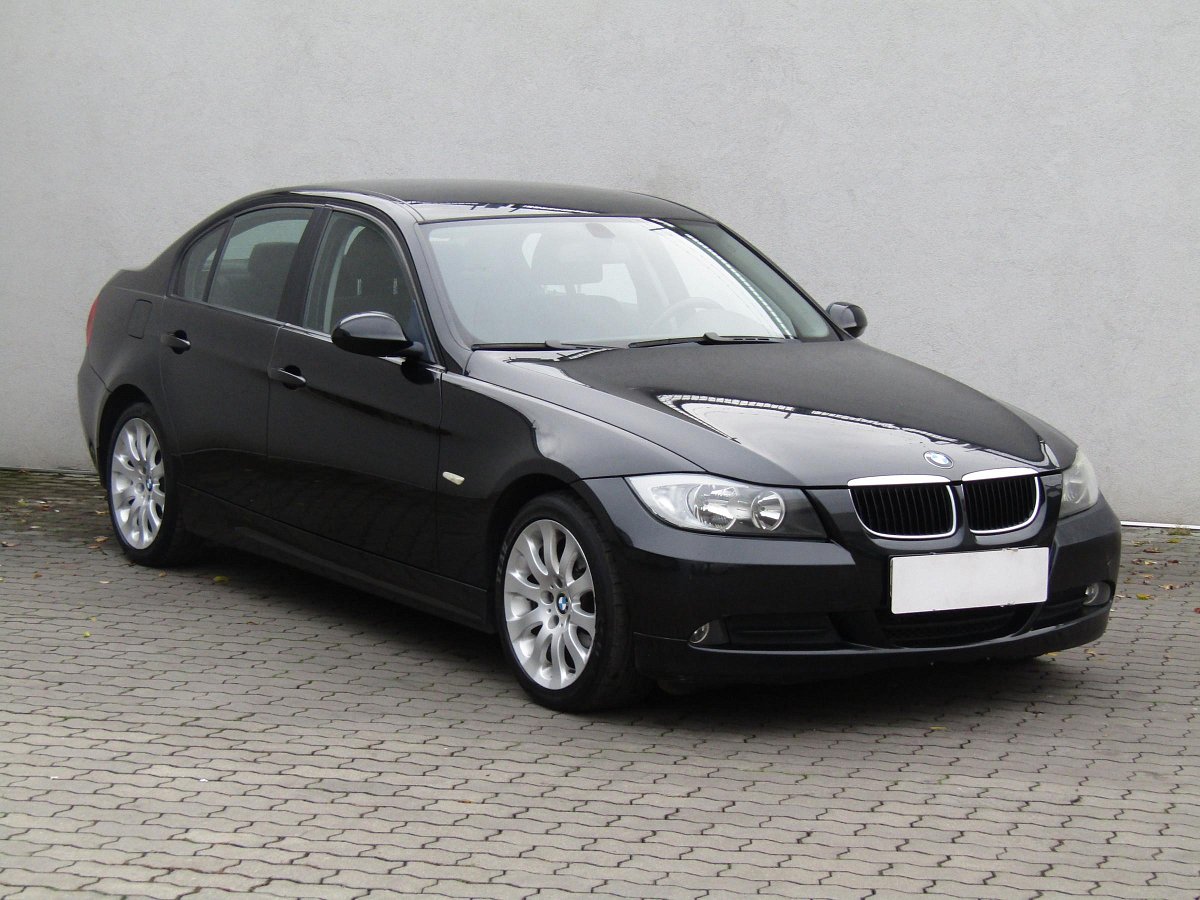 BMW Řada 3, 2008 - pohled č. 1