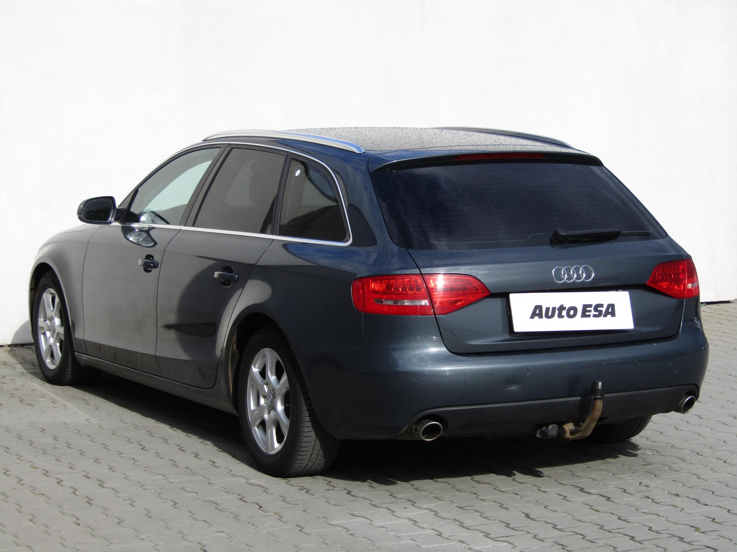 Audi A4, 2010 - pohled č. 6