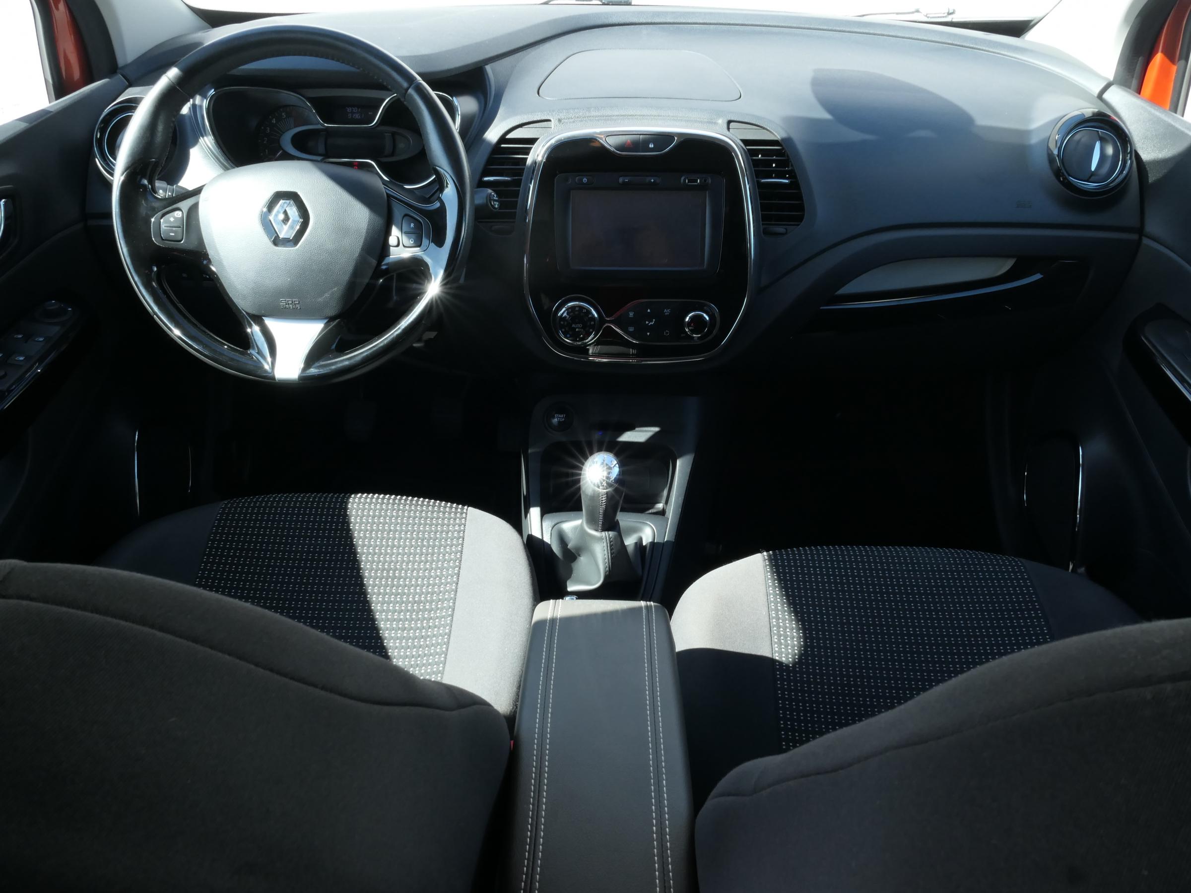 Renault Captur, 2016 - pohled č. 9