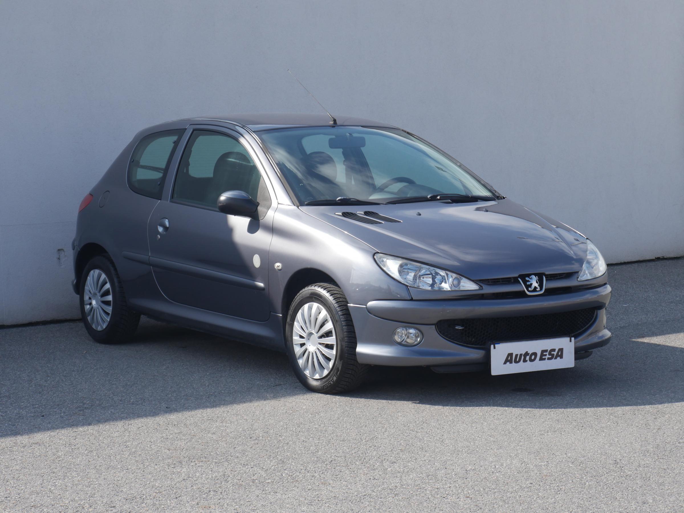 Peugeot 206, 2008 - celkový pohled