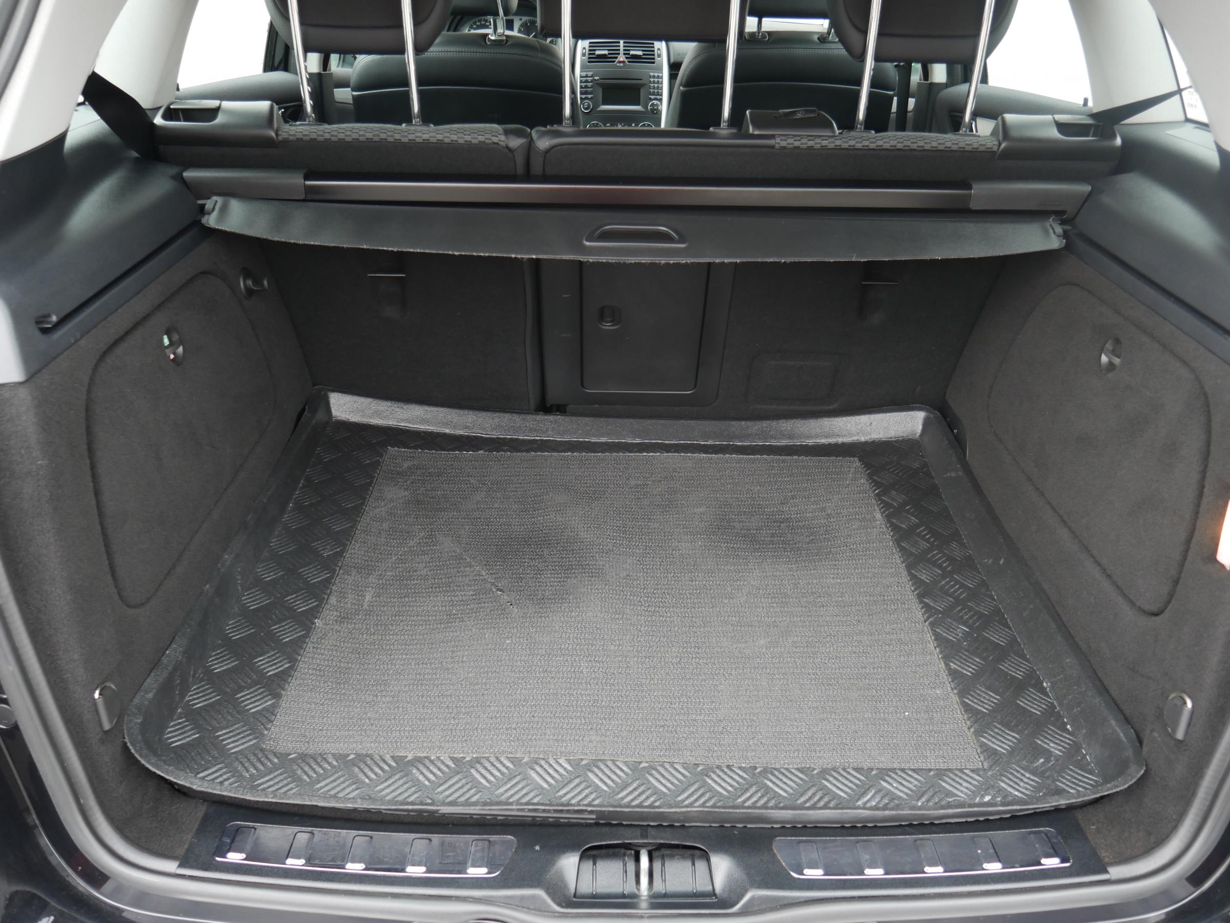 Mercedes-Benz Třída B, 2009 - pohled č. 7