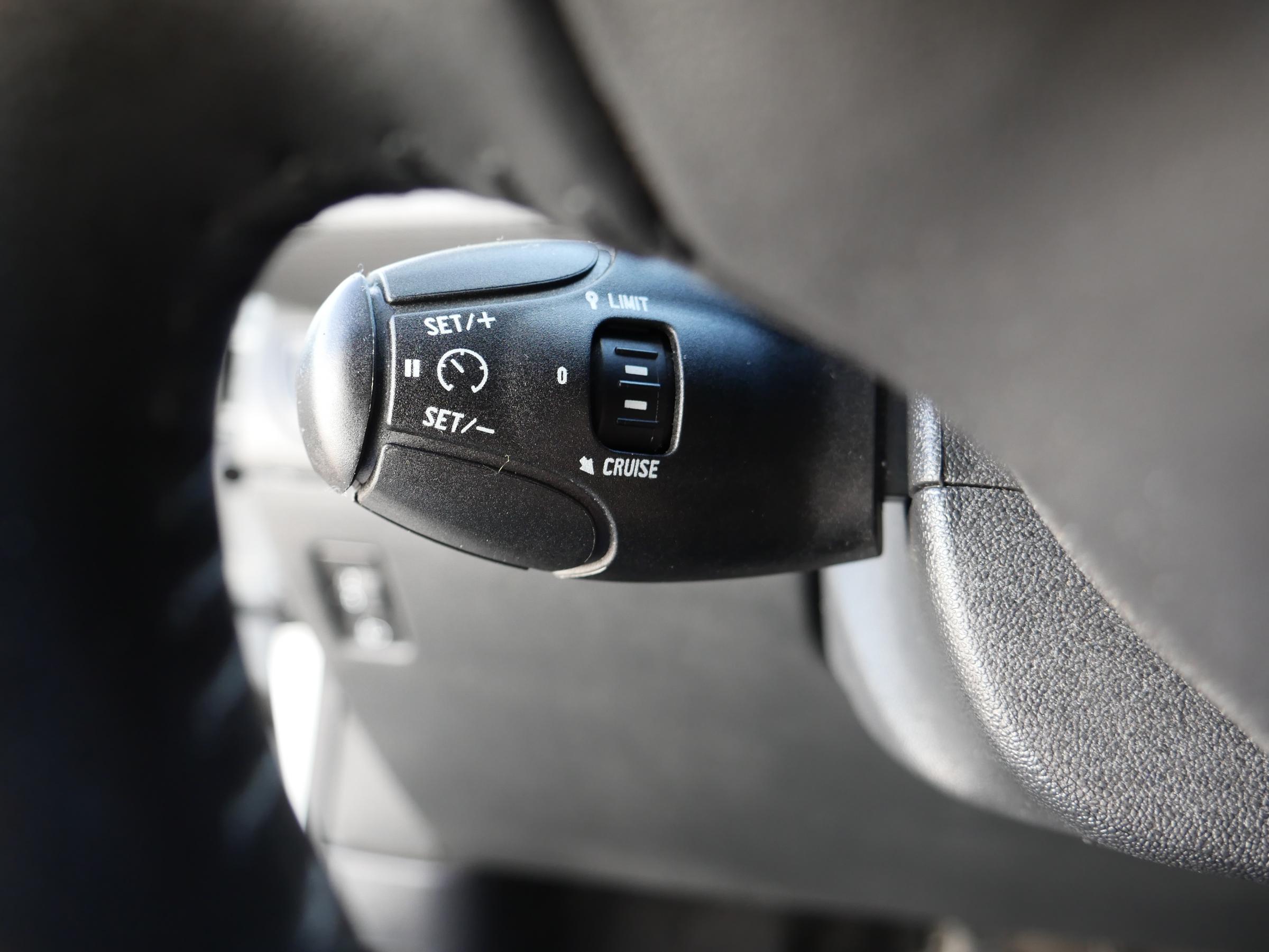 Peugeot 2008, 2016 - pohled č. 14