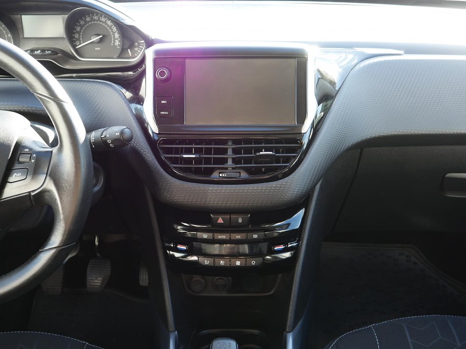 Peugeot 2008 1.2 PT Active