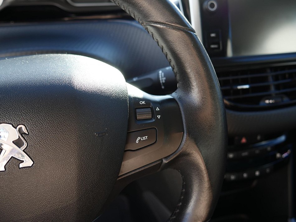 Peugeot 2008 1.2 PT Active