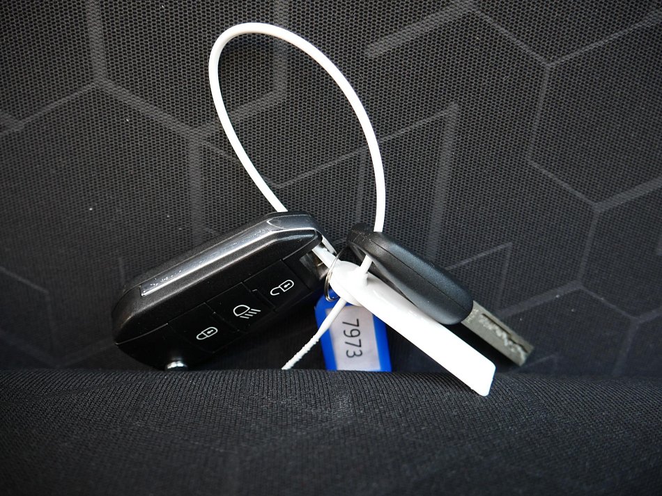 Peugeot 2008 1.2 PT Active