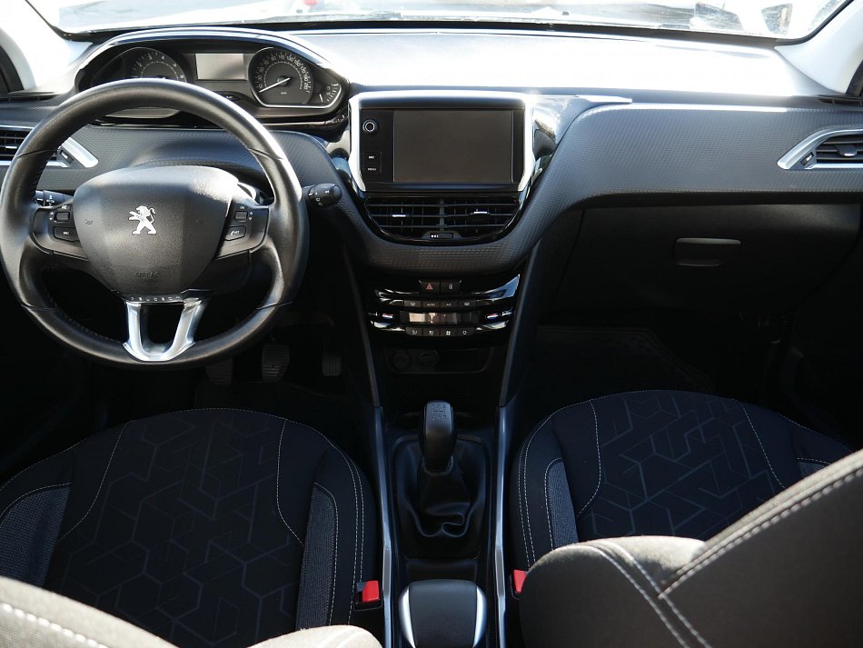 Peugeot 2008 1.2 PT Active