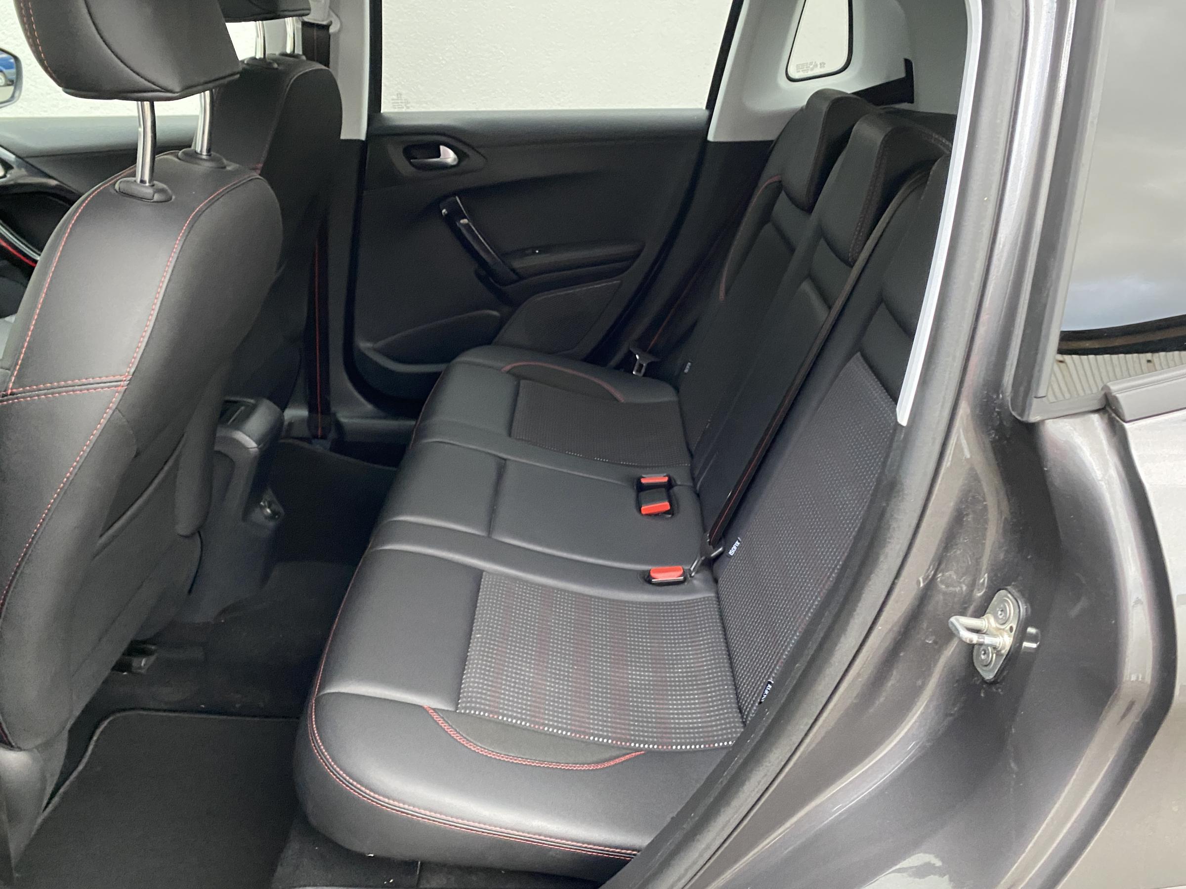 Peugeot 2008, 2016 - pohled č. 10