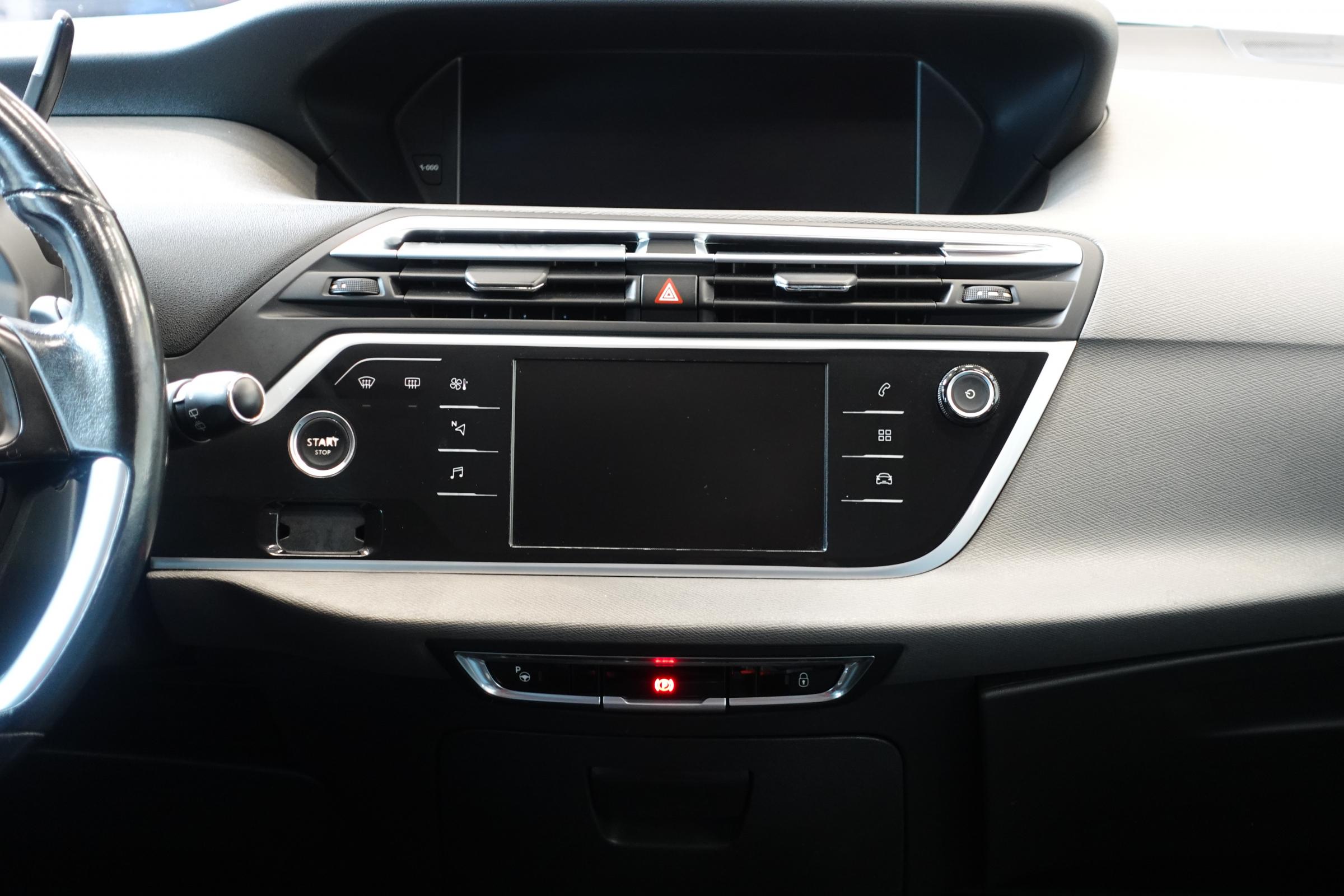 Citroën C4 Picasso, 2017 - pohled č. 9