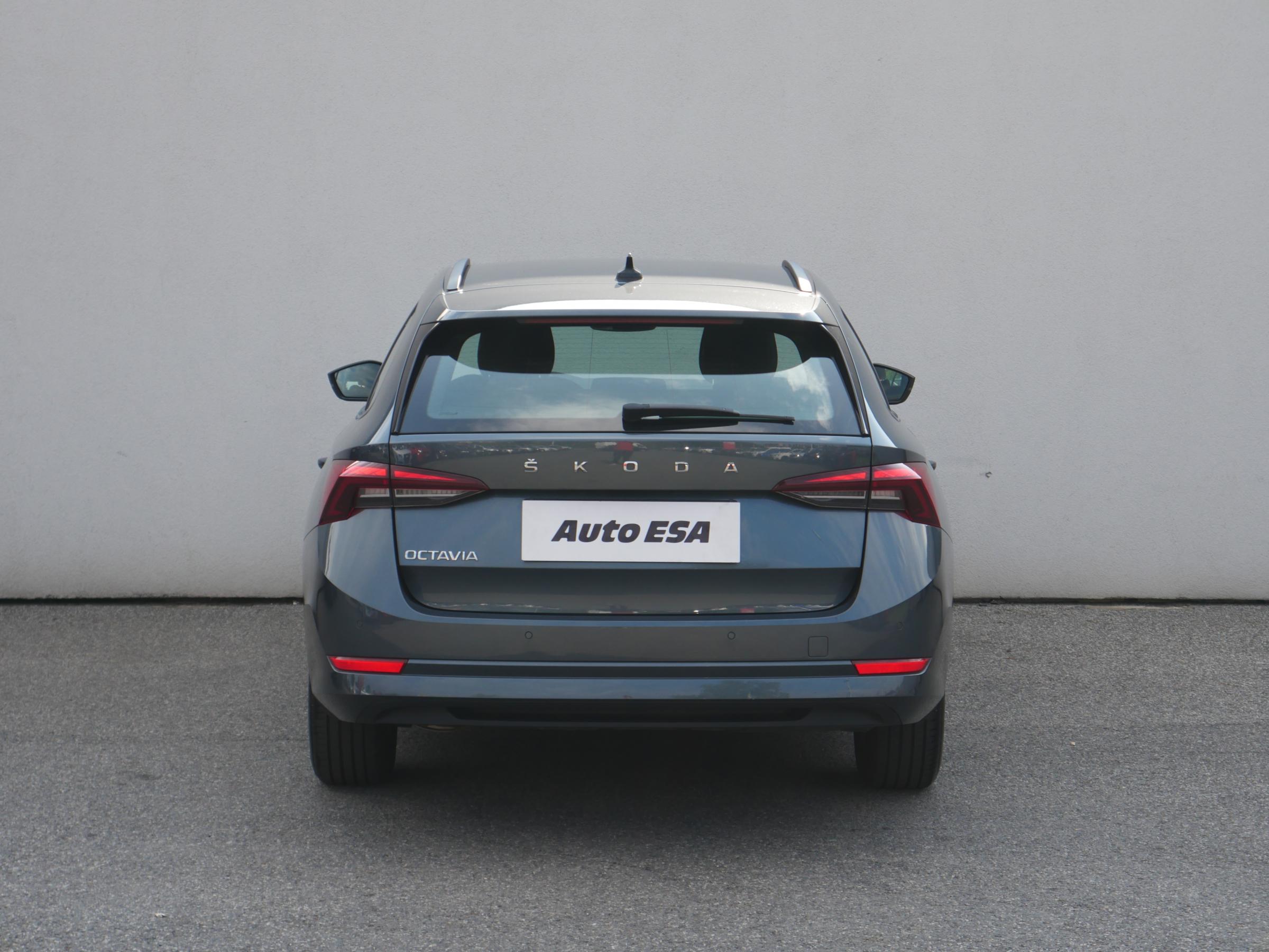 Škoda Octavia IV, 2020 - pohled č. 5