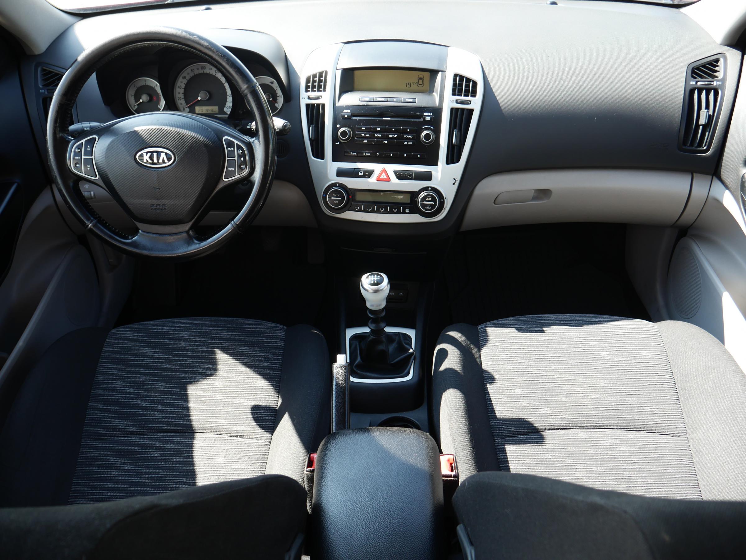 Kia Cee´d, 2008 - pohled č. 8