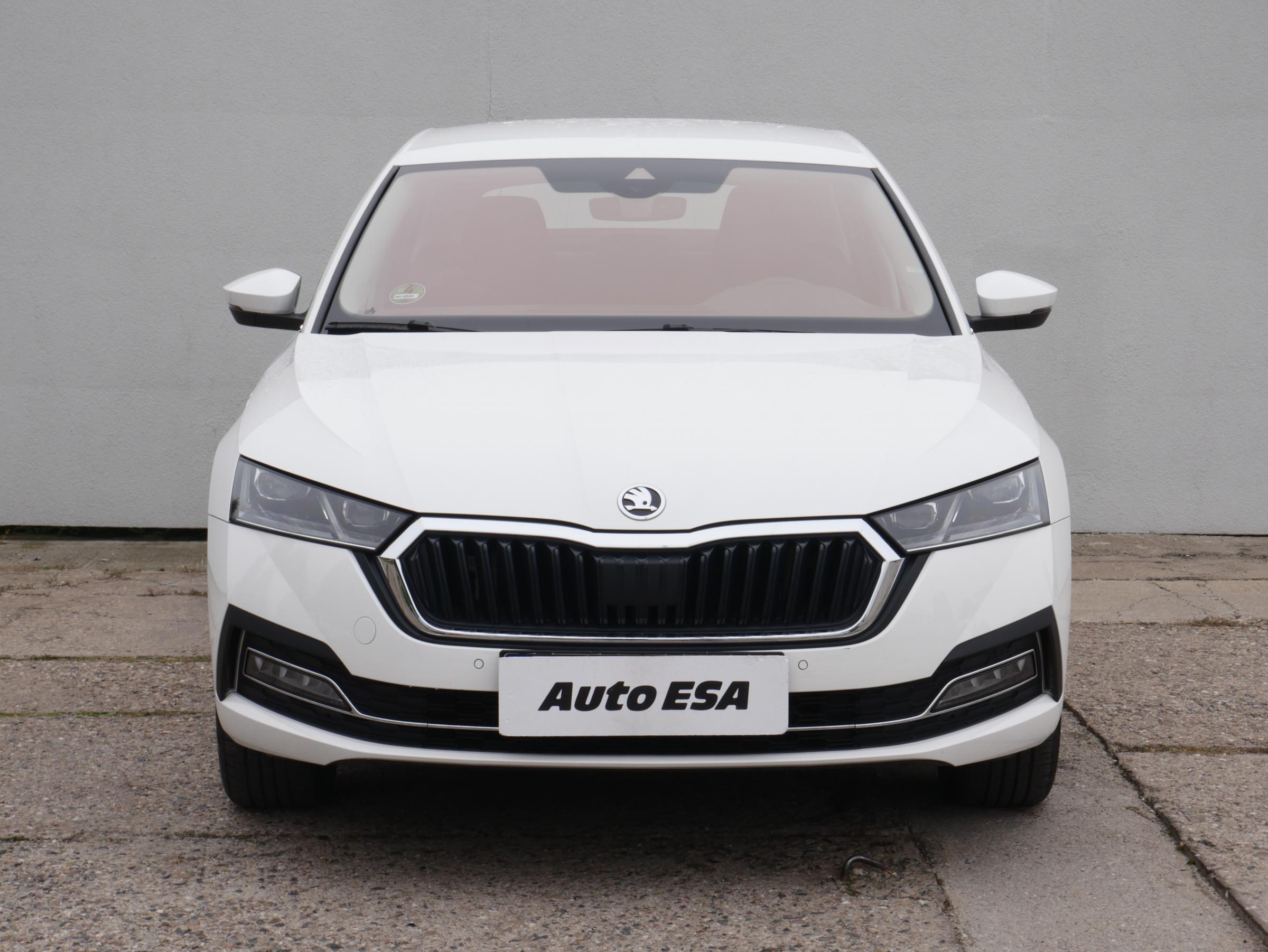 Škoda Octavia IV, 2022 - pohled č. 2