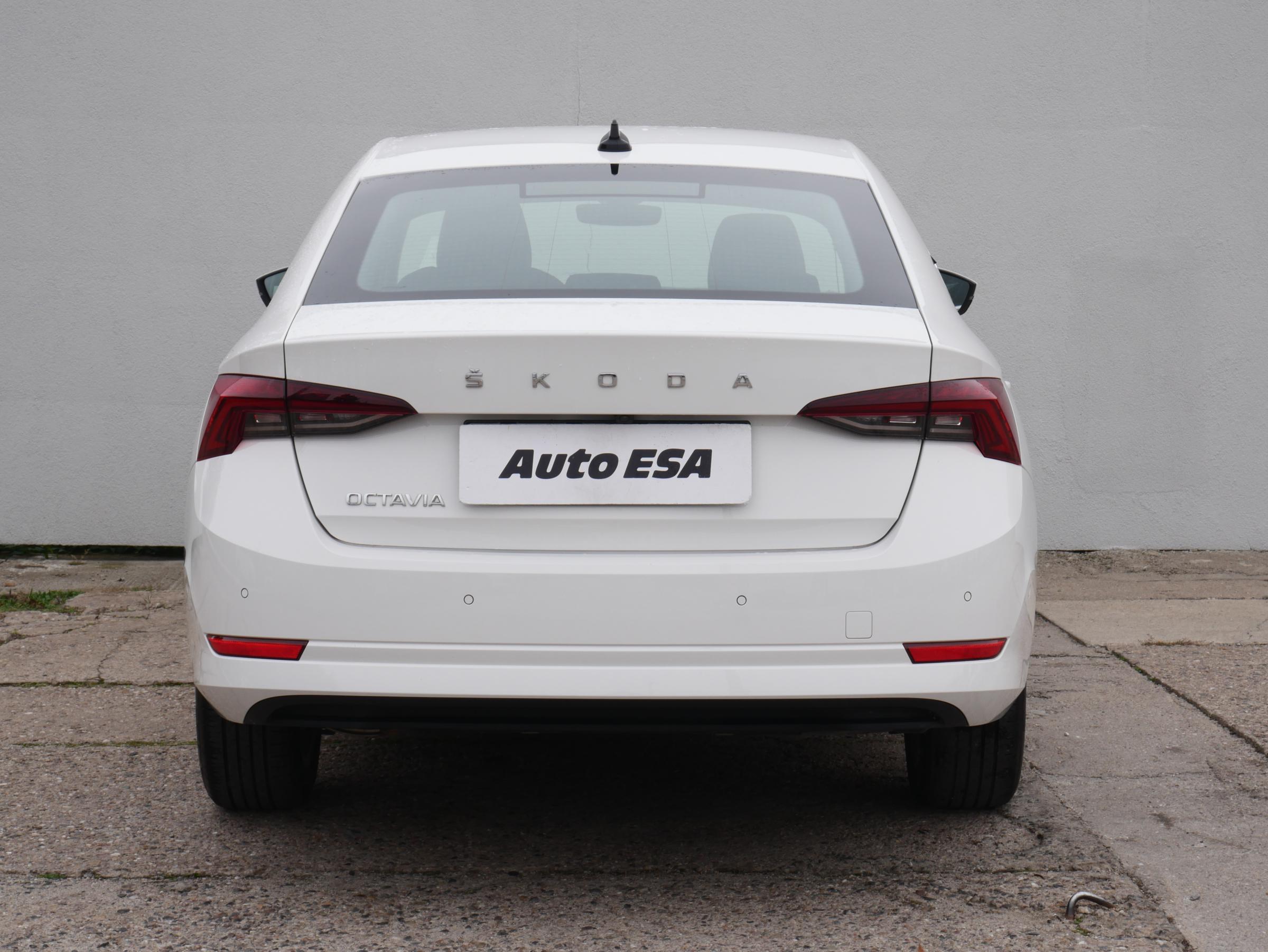 Škoda Octavia IV, 2022 - pohled č. 5