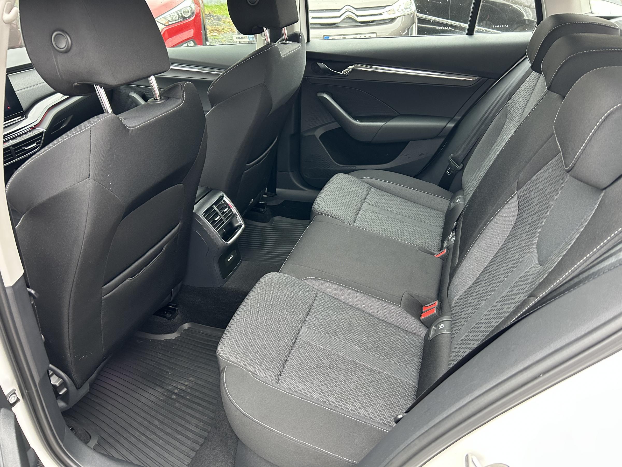 Škoda Octavia IV, 2022 - pohled č. 10