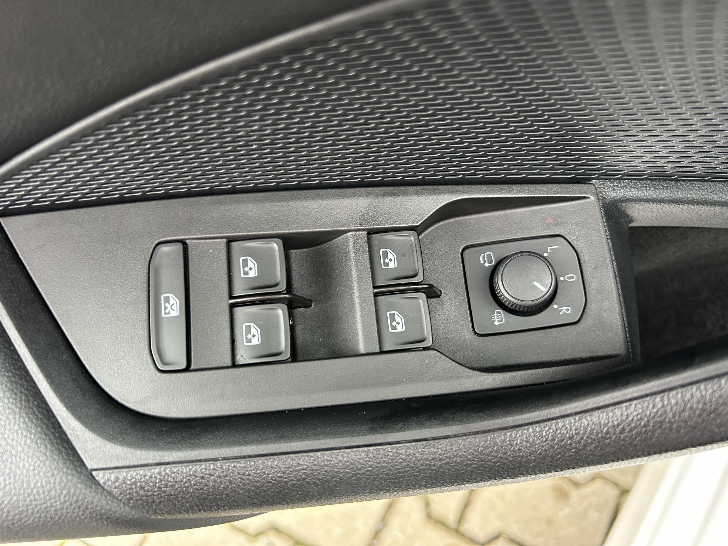 Škoda Octavia IV, 2022 - pohled č. 11