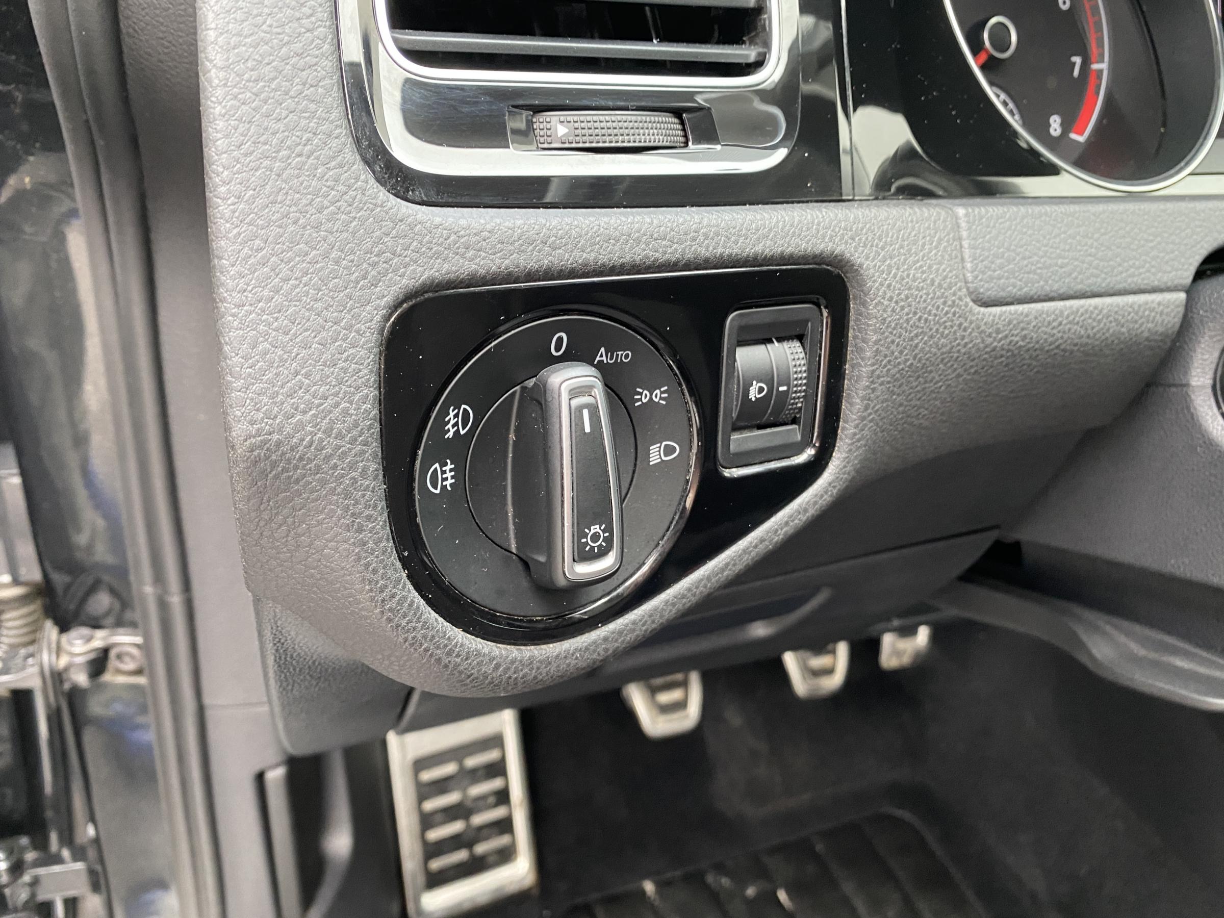 Volkswagen Golf, 2016 - pohled č. 14