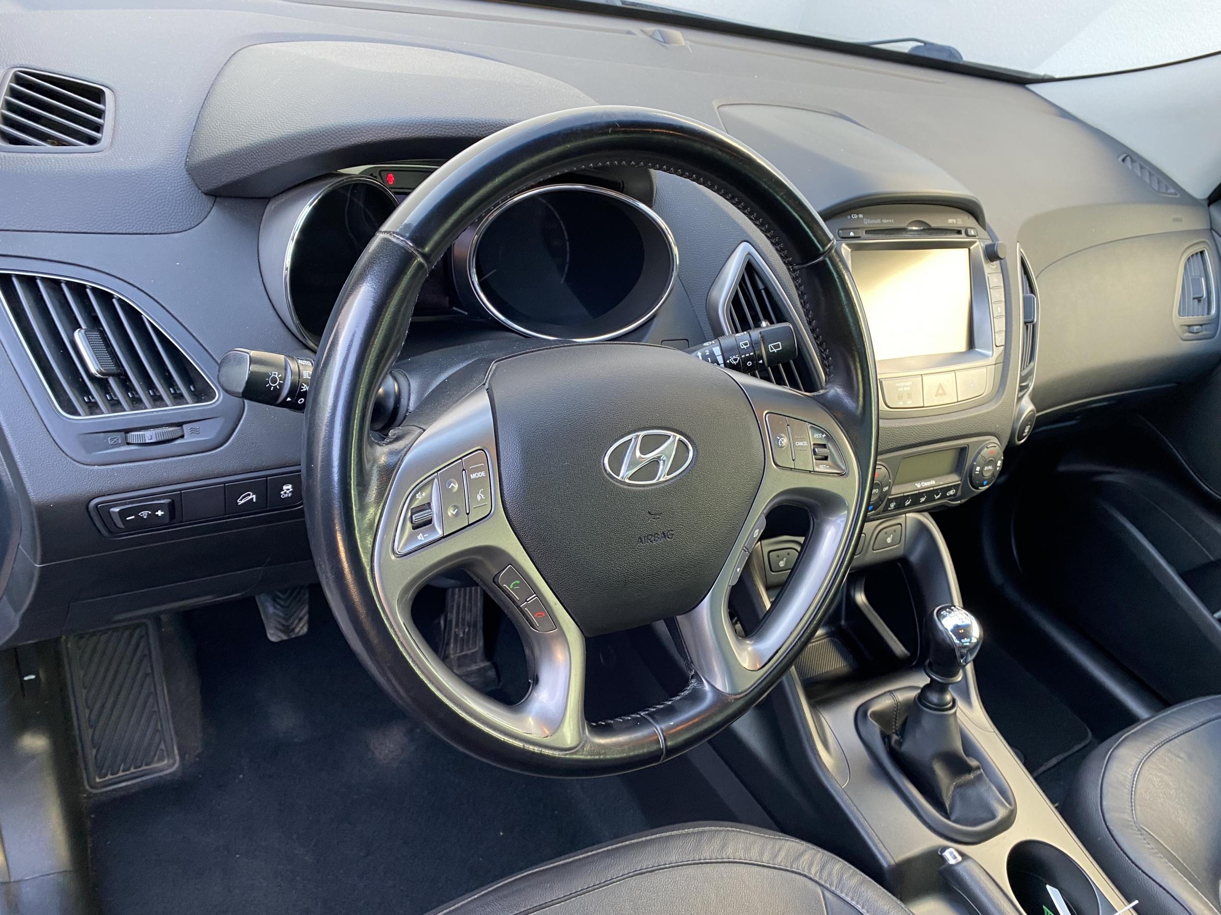 Hyundai ix35, 2014 - pohled č. 12