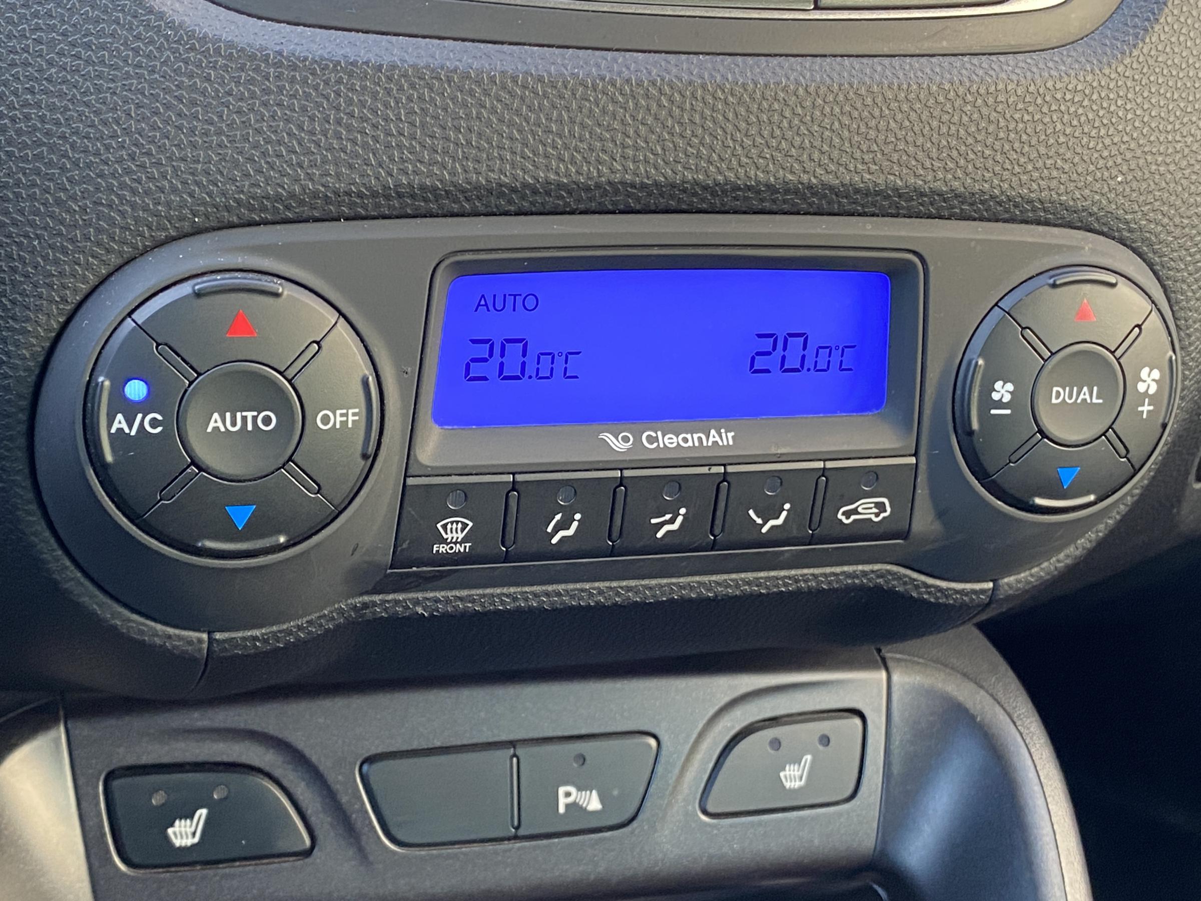 Hyundai ix35, 2014 - pohled č. 16