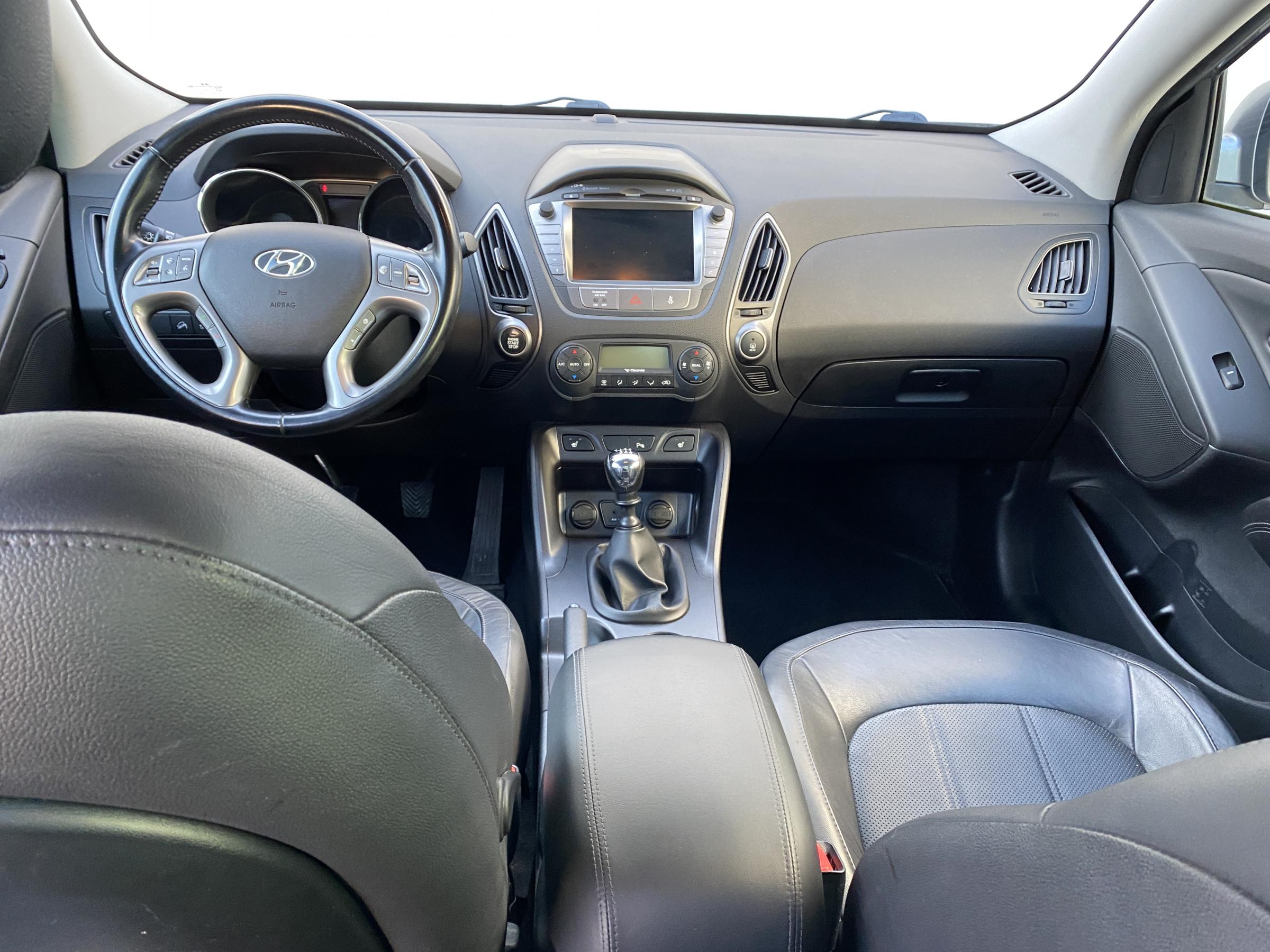 Hyundai ix35, 2014 - pohled č. 8