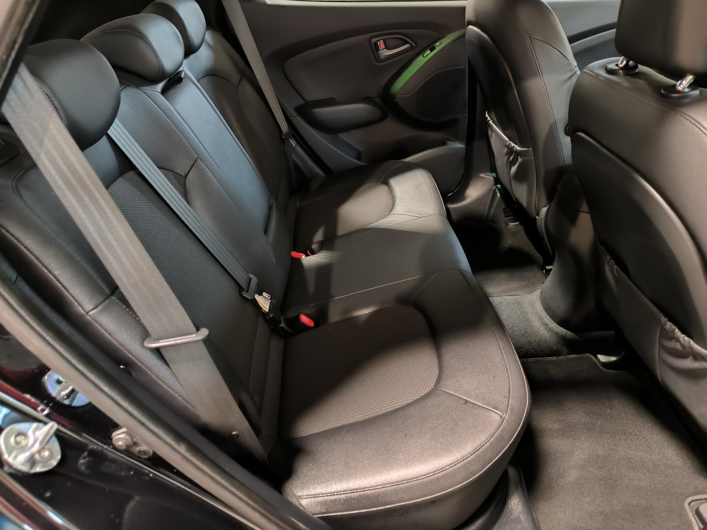 Hyundai ix35, 2014 - pohled č. 11