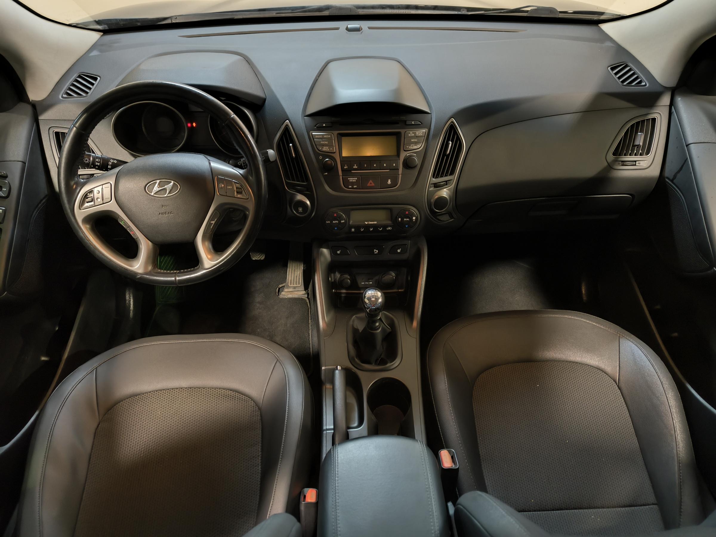 Hyundai ix35, 2014 - pohled č. 8