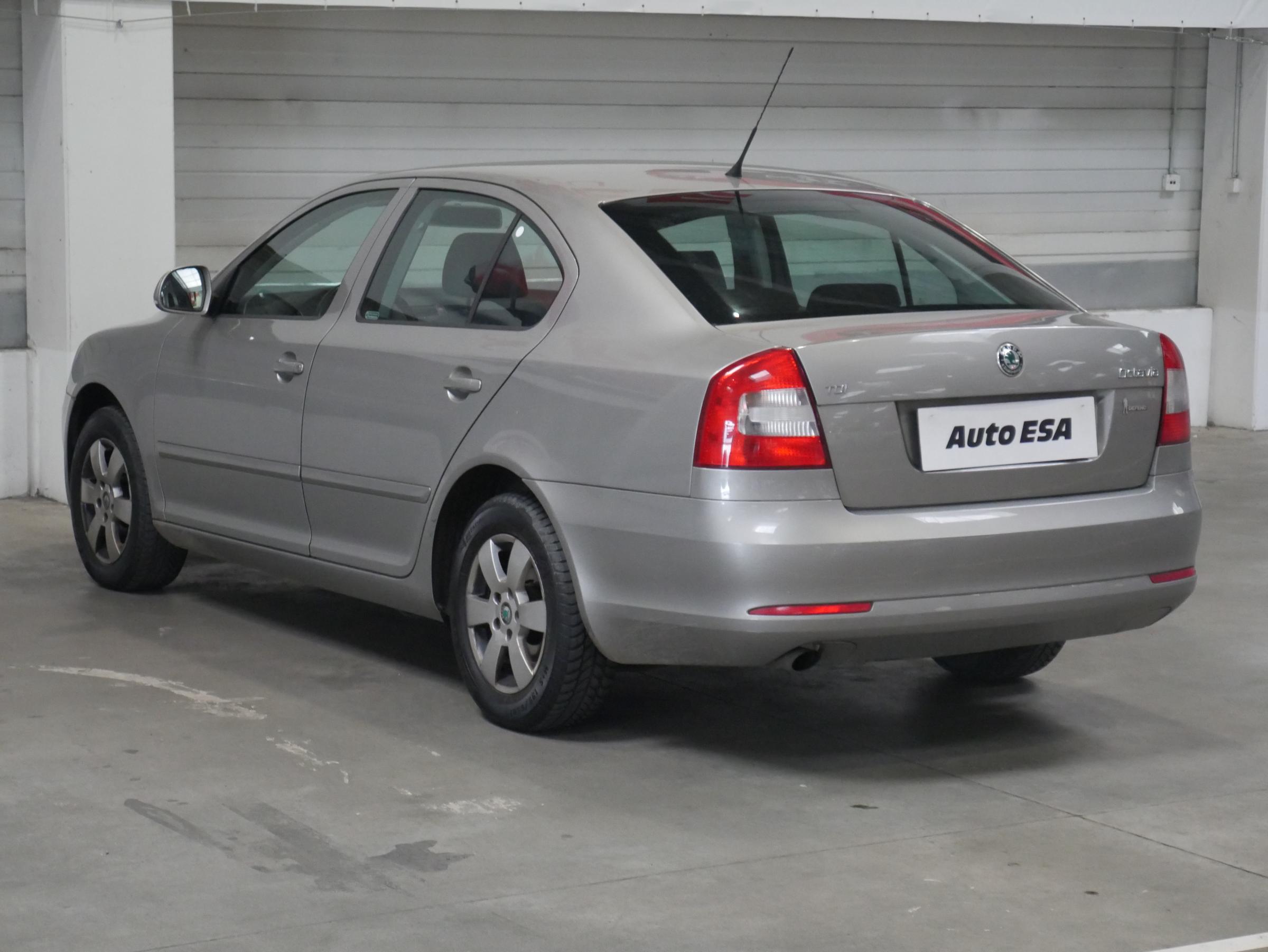 Škoda Octavia, 2011 - pohled č. 6