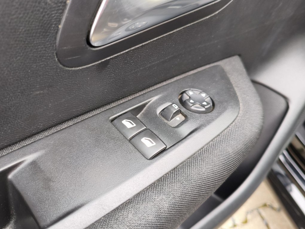 Peugeot 208 1.2 PT Active