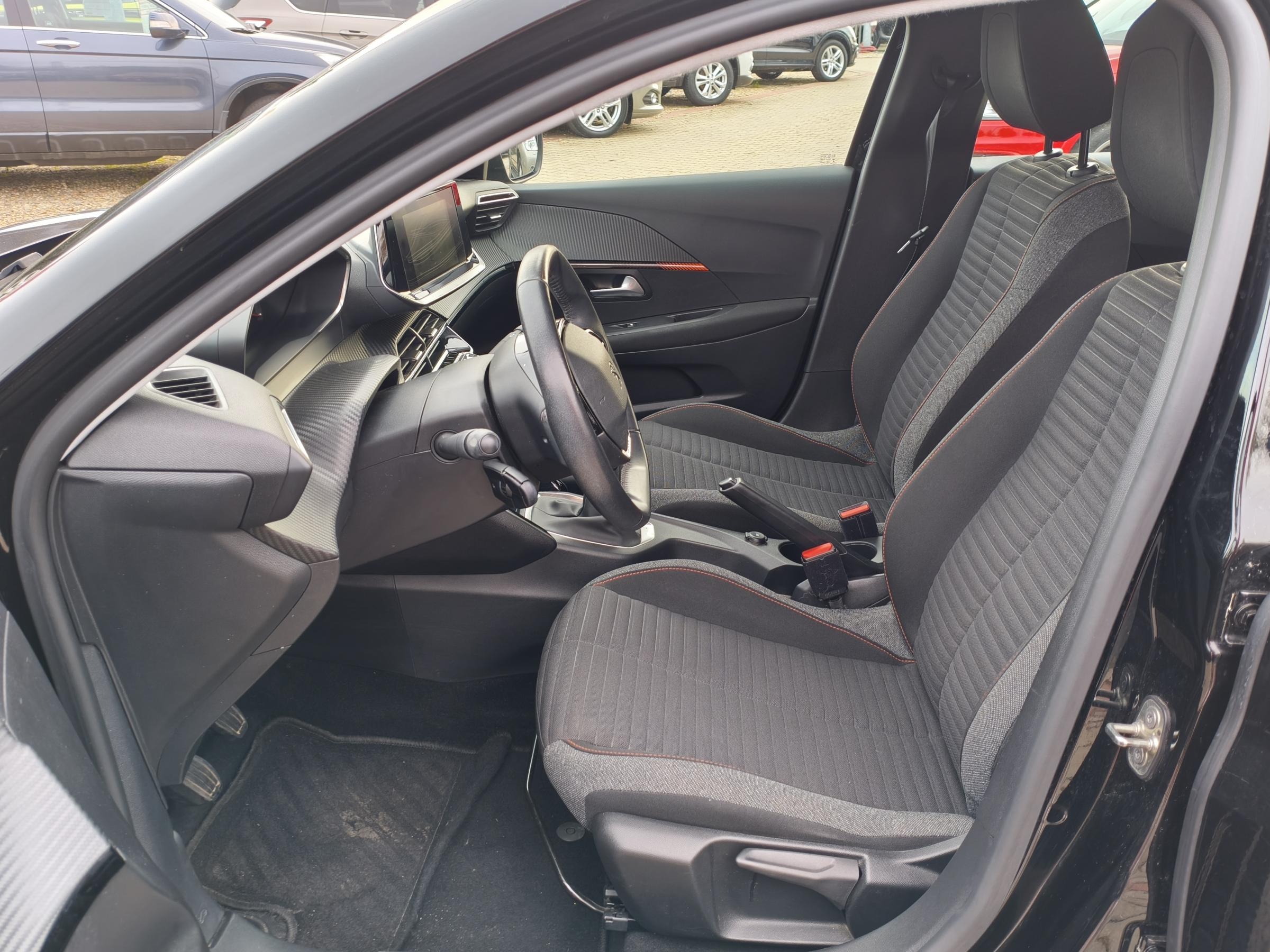 Peugeot 208, 2020 - pohled č. 11