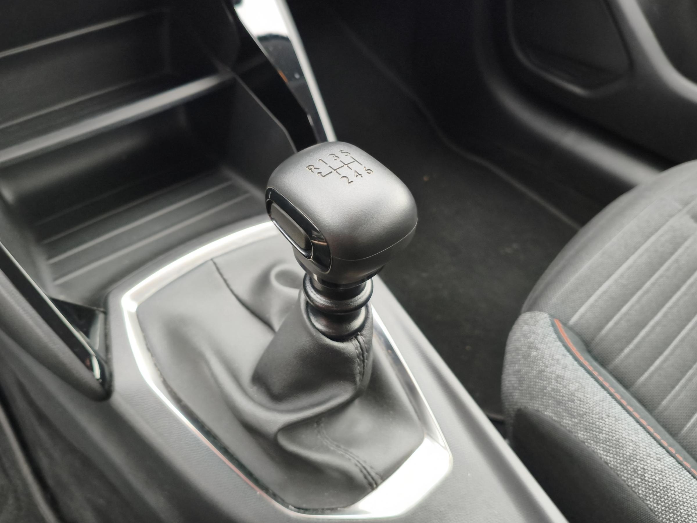 Peugeot 208, 2020 - pohled č. 14