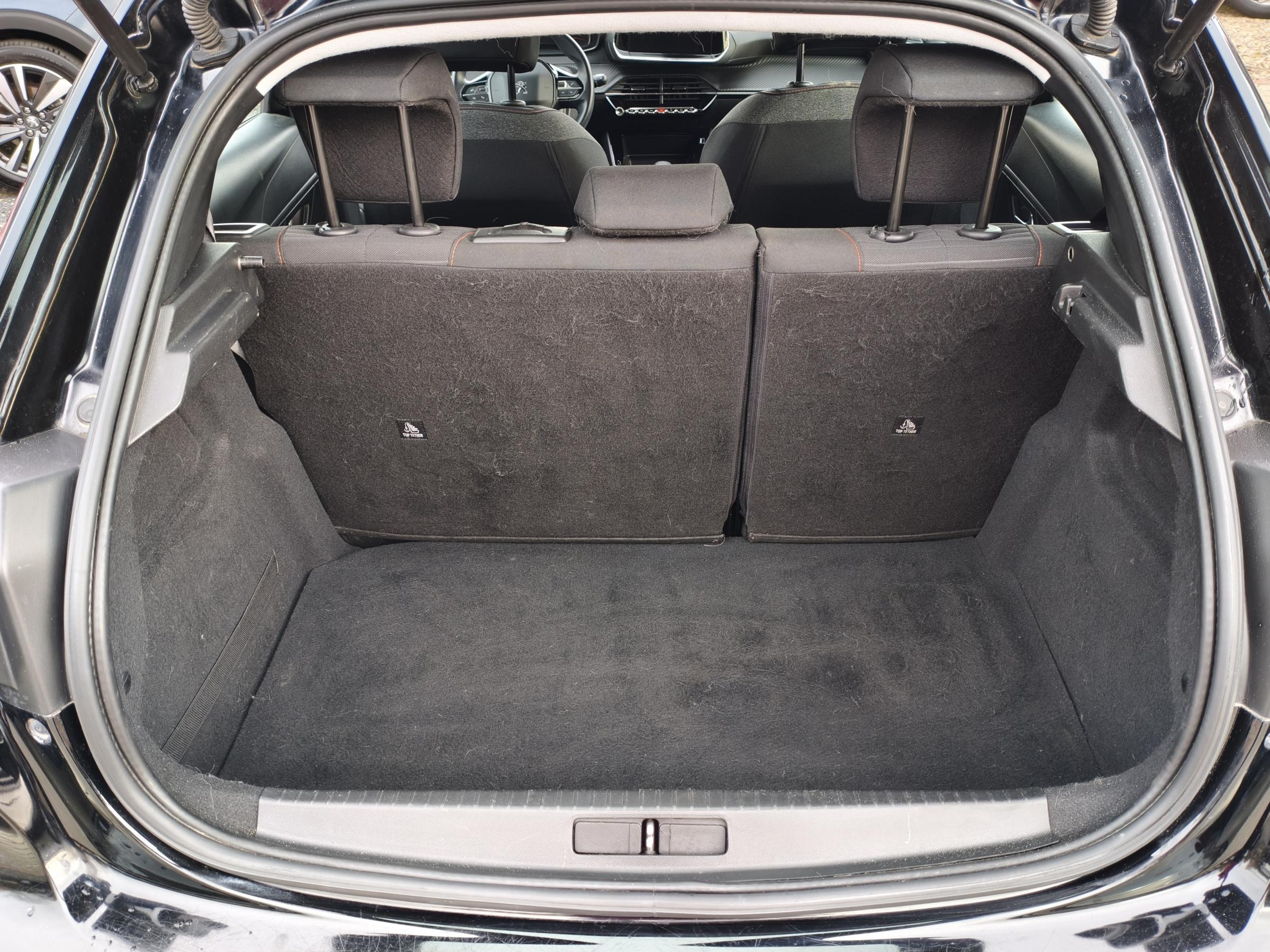 Peugeot 208, 2020 - pohled č. 7