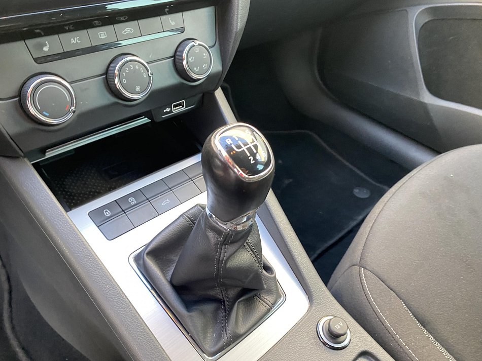 Škoda Octavia III 1.0 TSi Ambition